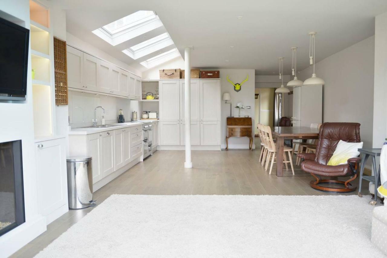 מלון Thames Ditton Summer House מראה חיצוני תמונה